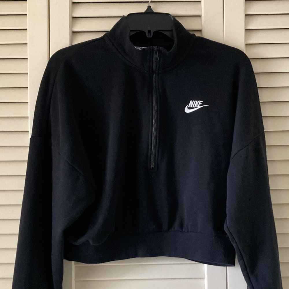 Nike Black Cropped Half-Zip Pullover Sweatshirt Sz M EXCELLENT CONDITION